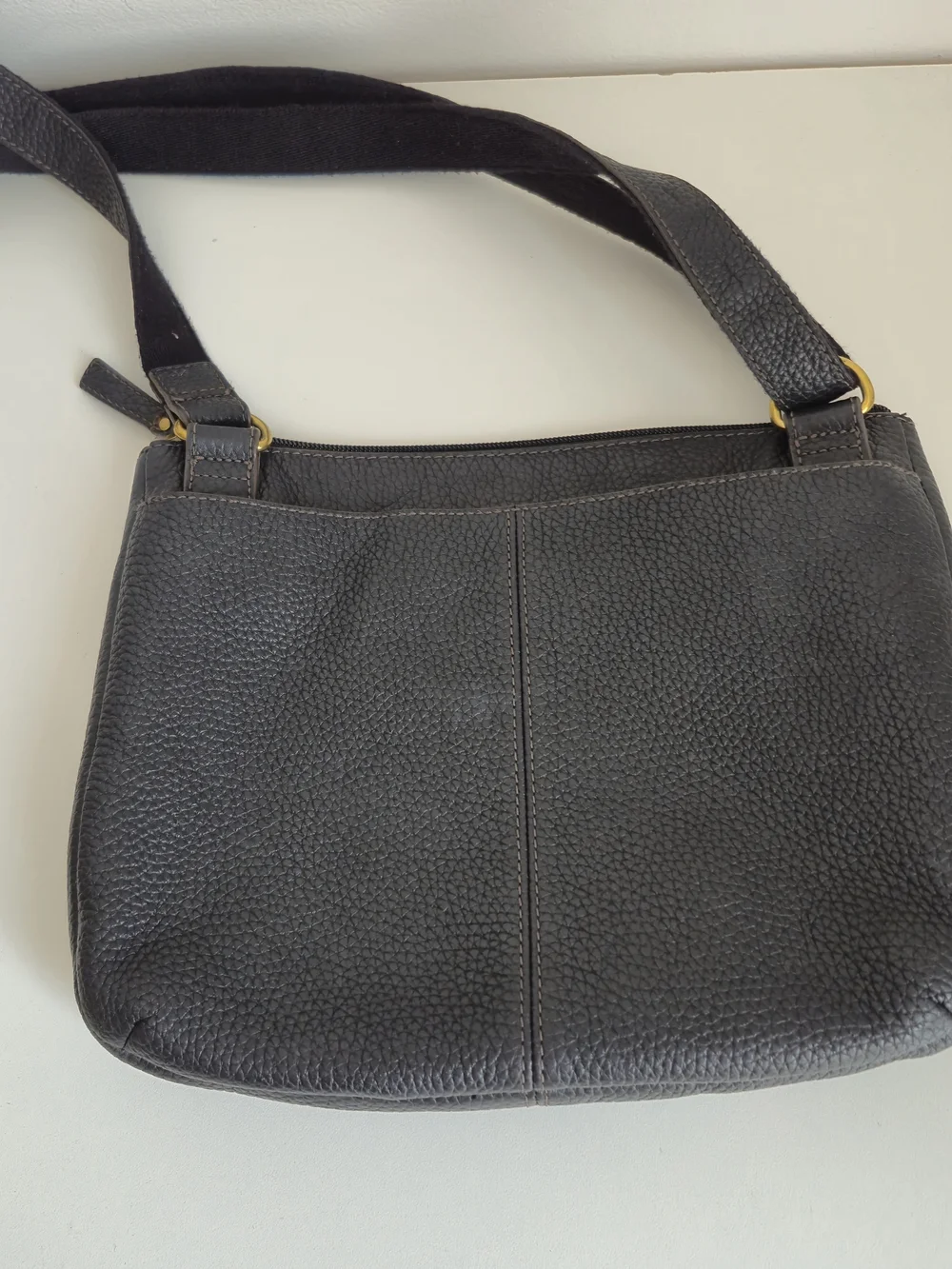 Minimalist Fossil Black Pebbled Leather Crossbody Bag - Picture 2 of 11